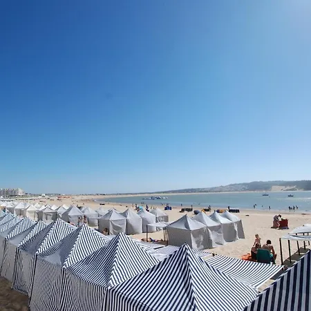 Laranjeira - House With Private Garden And Pool * Alfeizerão