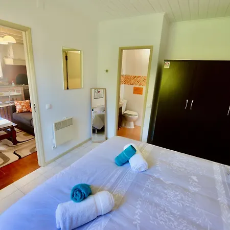 Ferienhaus Laranjeira - House With Private Garden And Pool