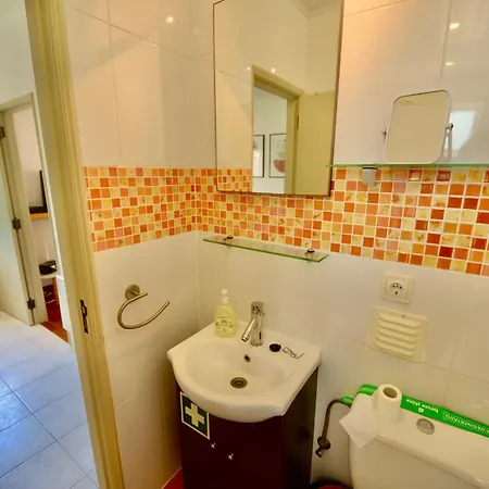 Ferienhaus Laranjeira - House With Private Garden And Pool Alfeizerão